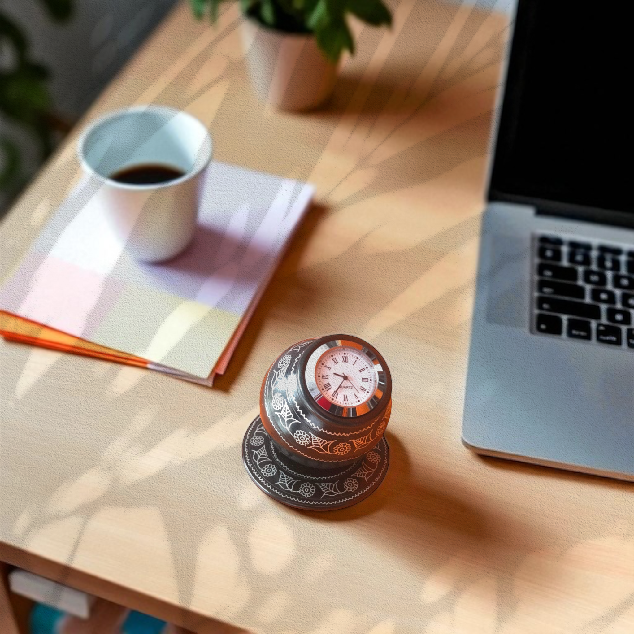 Nizamabad Black Pottery Desk Clock with Silver Inlay