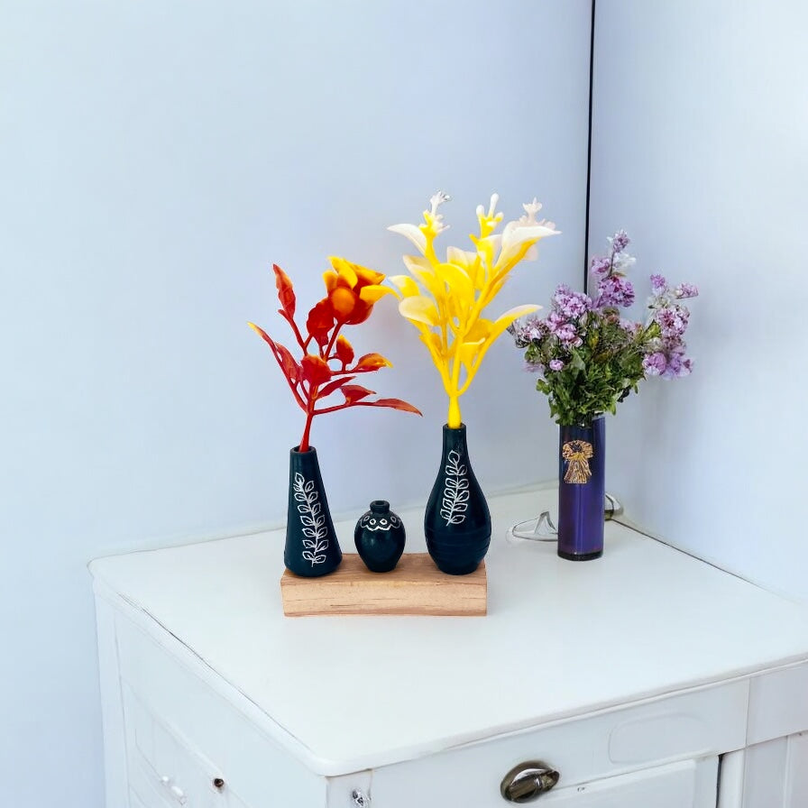 Black Pottery Miniature Vases – Mitti Minis