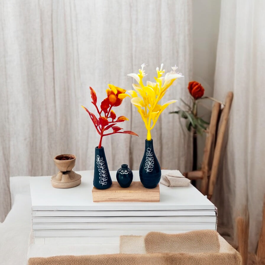 Black Pottery Miniature Vases – Mitti Minis