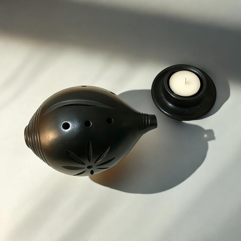 Black Pottery Conch Shell Lamp Black