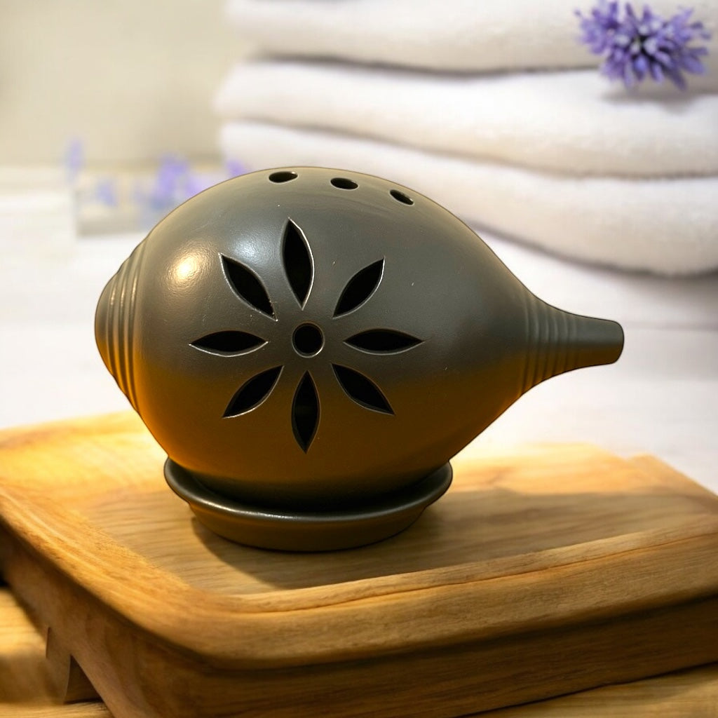 Black Pottery Conch Shell Lamp Black